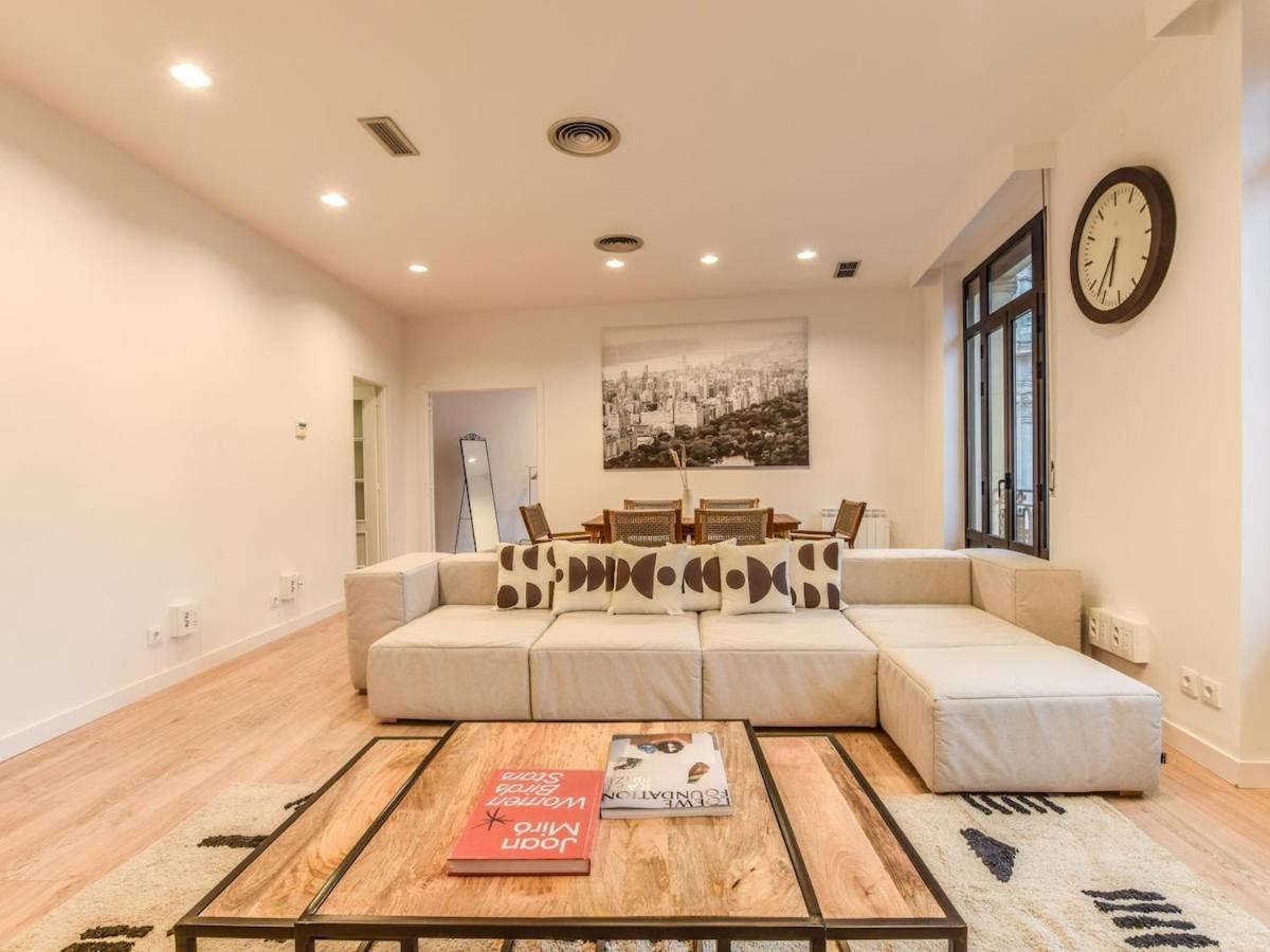 Apartmán Apartamento En Plaza De Canalejas Madrid Exteriér fotografie