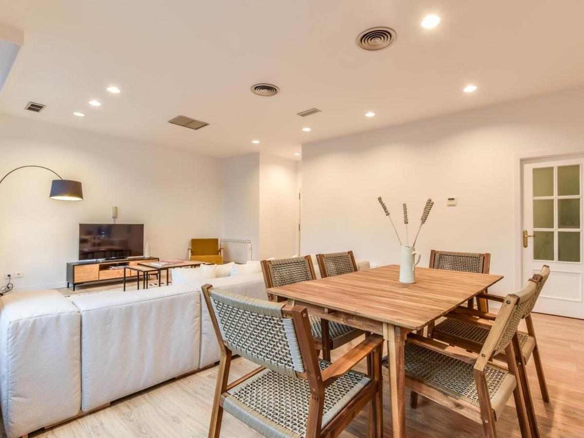 Apartmán Apartamento En Plaza De Canalejas Madrid Exteriér fotografie